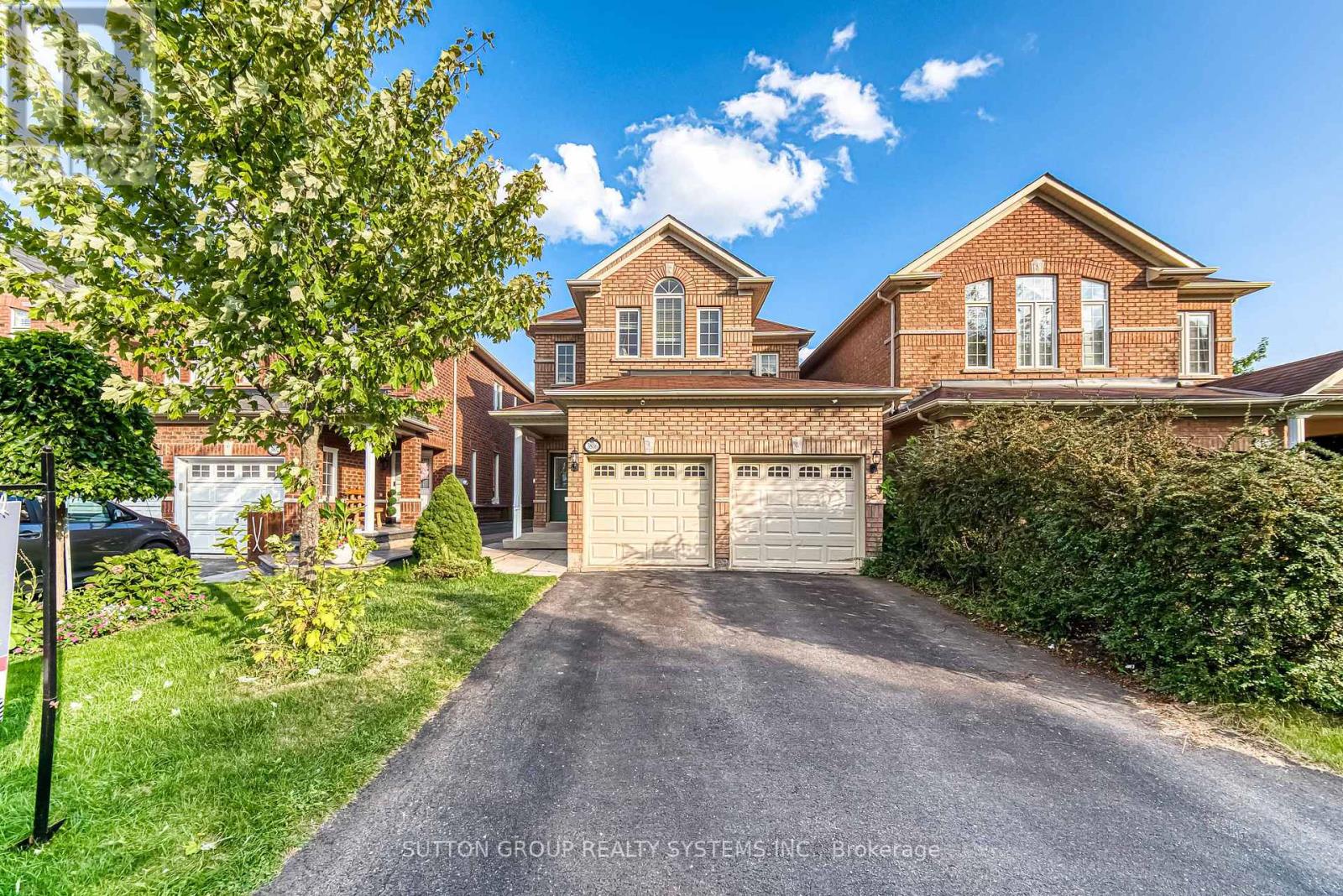 3806 Quiet Creek Dr, Mississauga, ON L5M 8A9