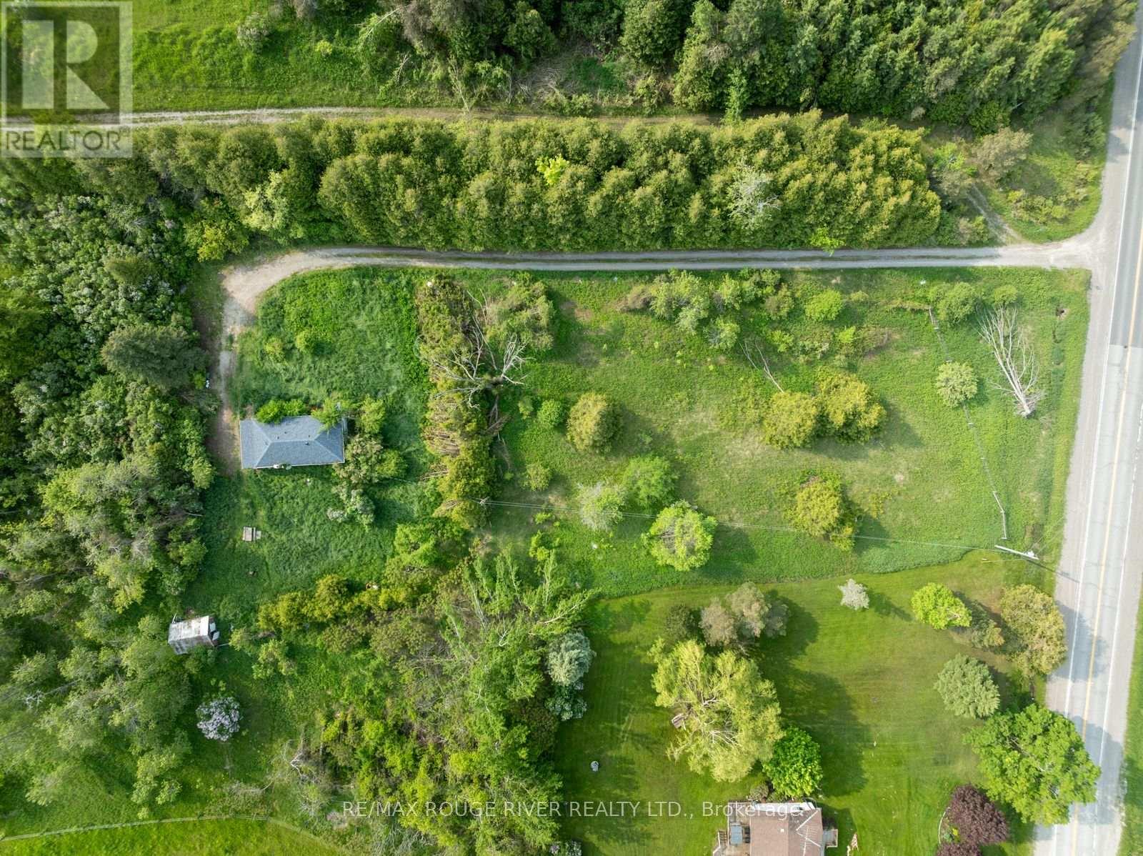 15 Capstick Rd, Kawartha Lakes, ON L0A 1A0