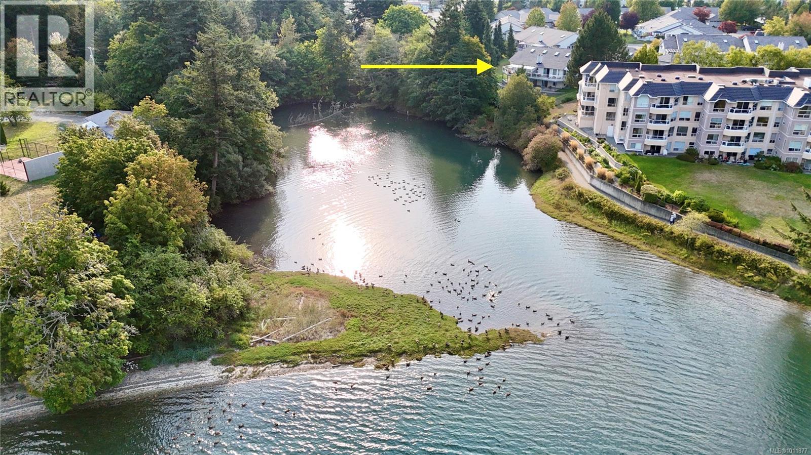 2600 Ferguson Rd Unit 122 Rd, Central Saanich, BC V8M 2C1