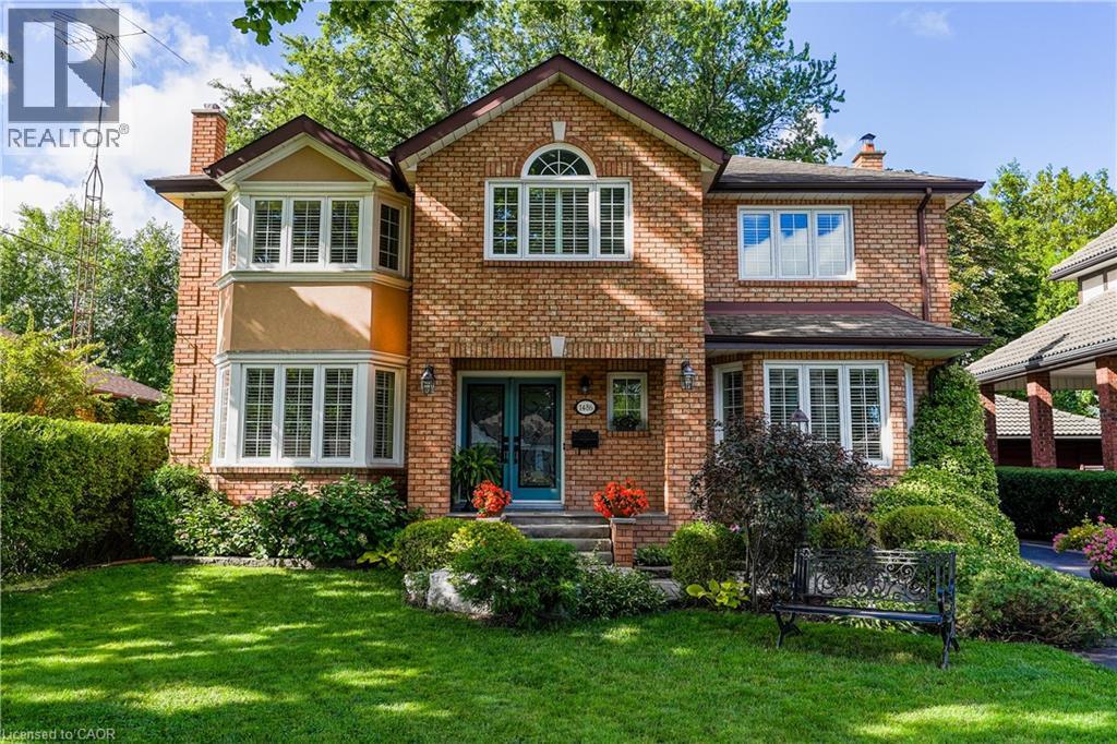 1486 Myron Dr, Mississauga, ON L5E 2N6