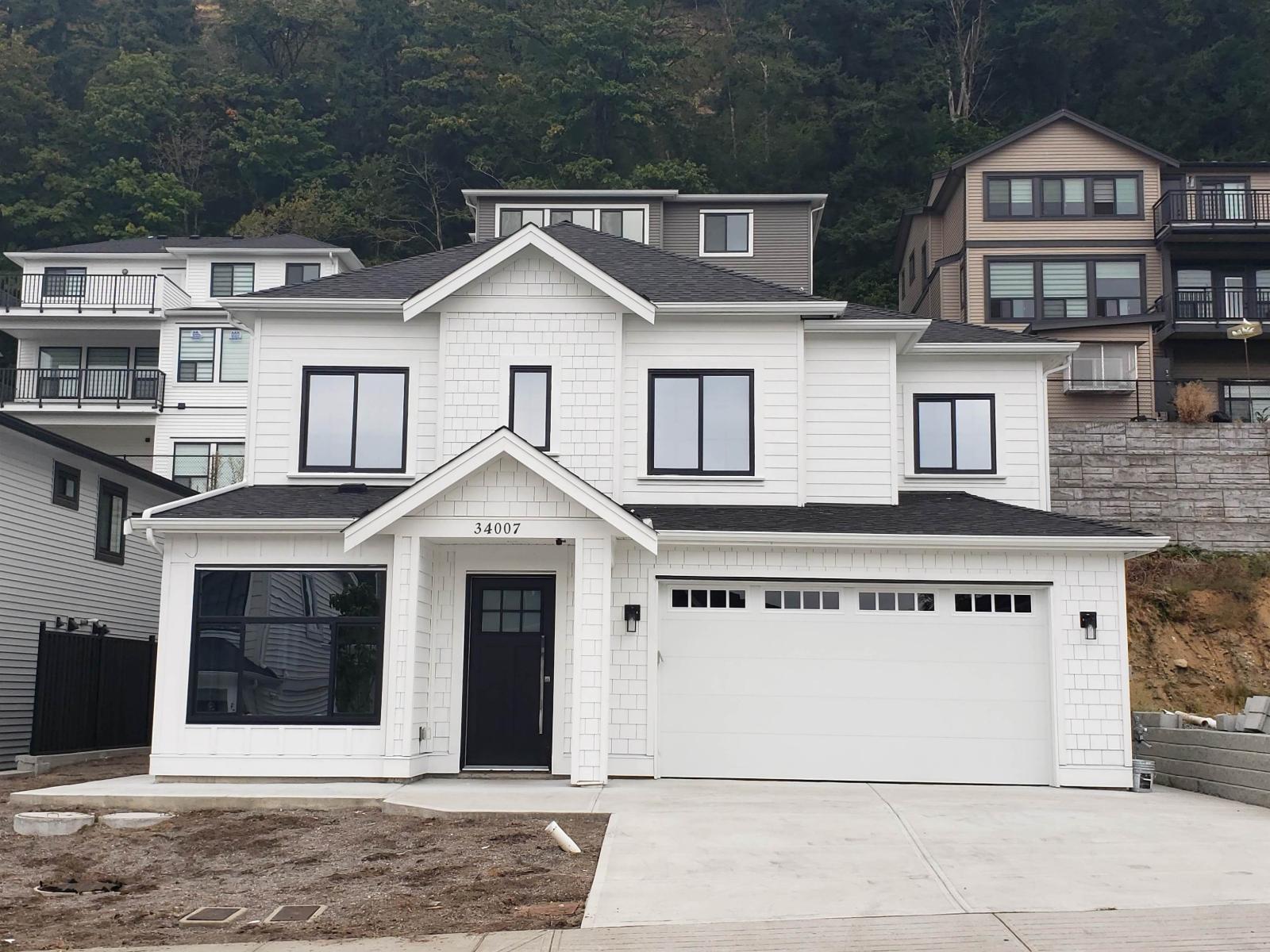 34007 Barker Ct, Mission, BC V2V 6B2