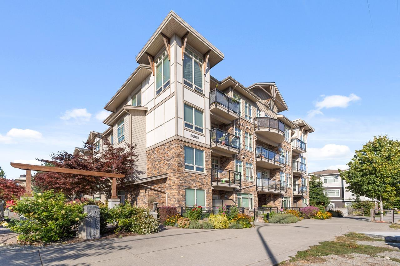 20861 83 Avenue Unit 301, Langley, BC V2Y 0M8