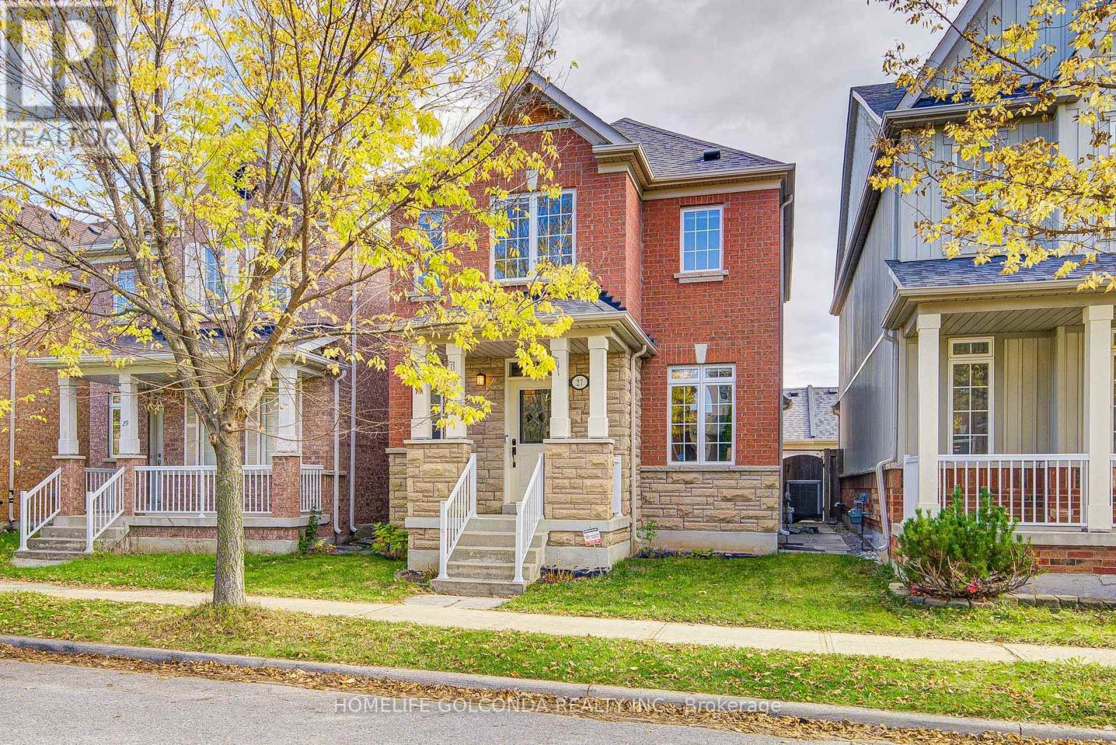 27 Lindcrest Mnr, Markham, ON L6B 0A1