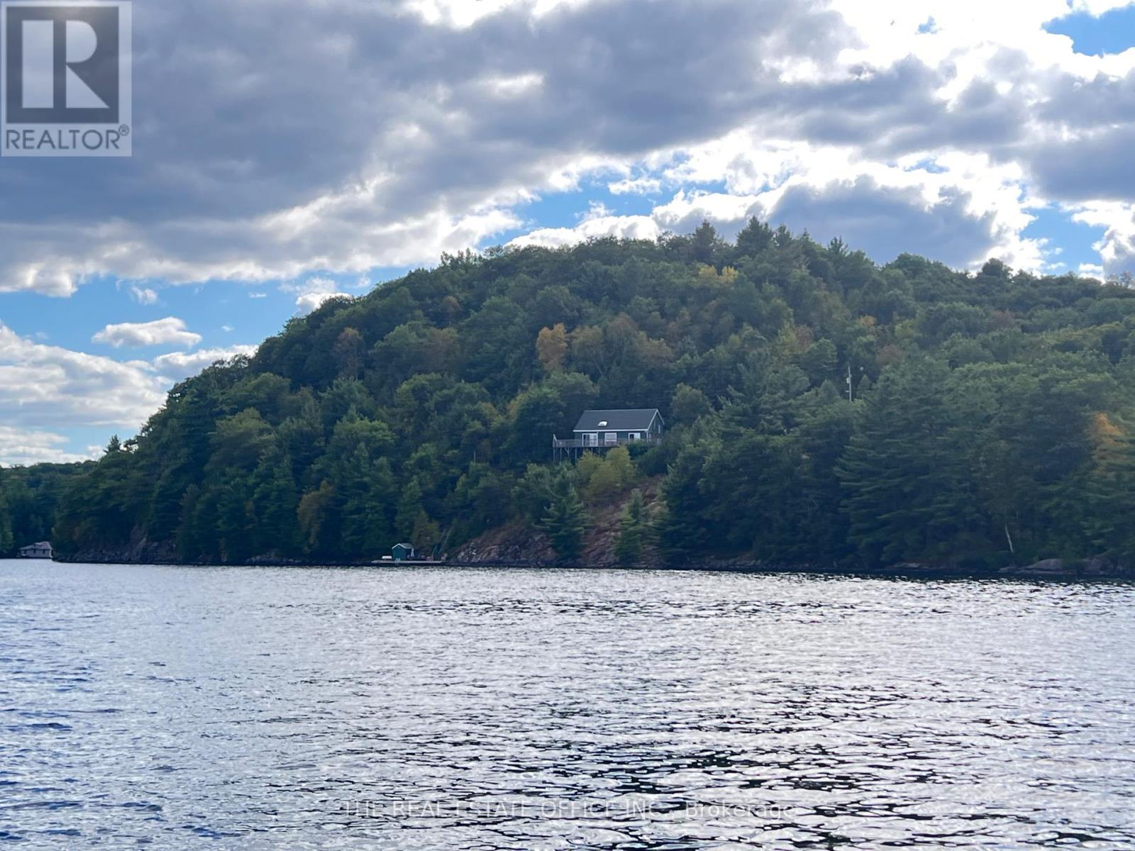 12 Island M, Muskoka Lakes Watt, ON P0B 1M0