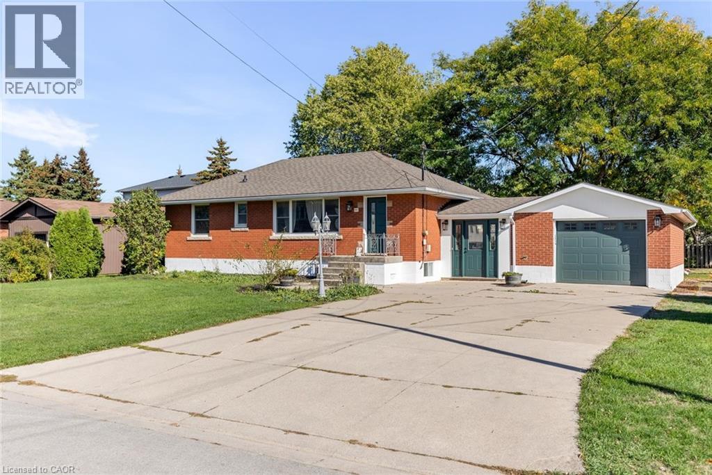 44 West Ave, Hamilton, ON L8E 5L5
