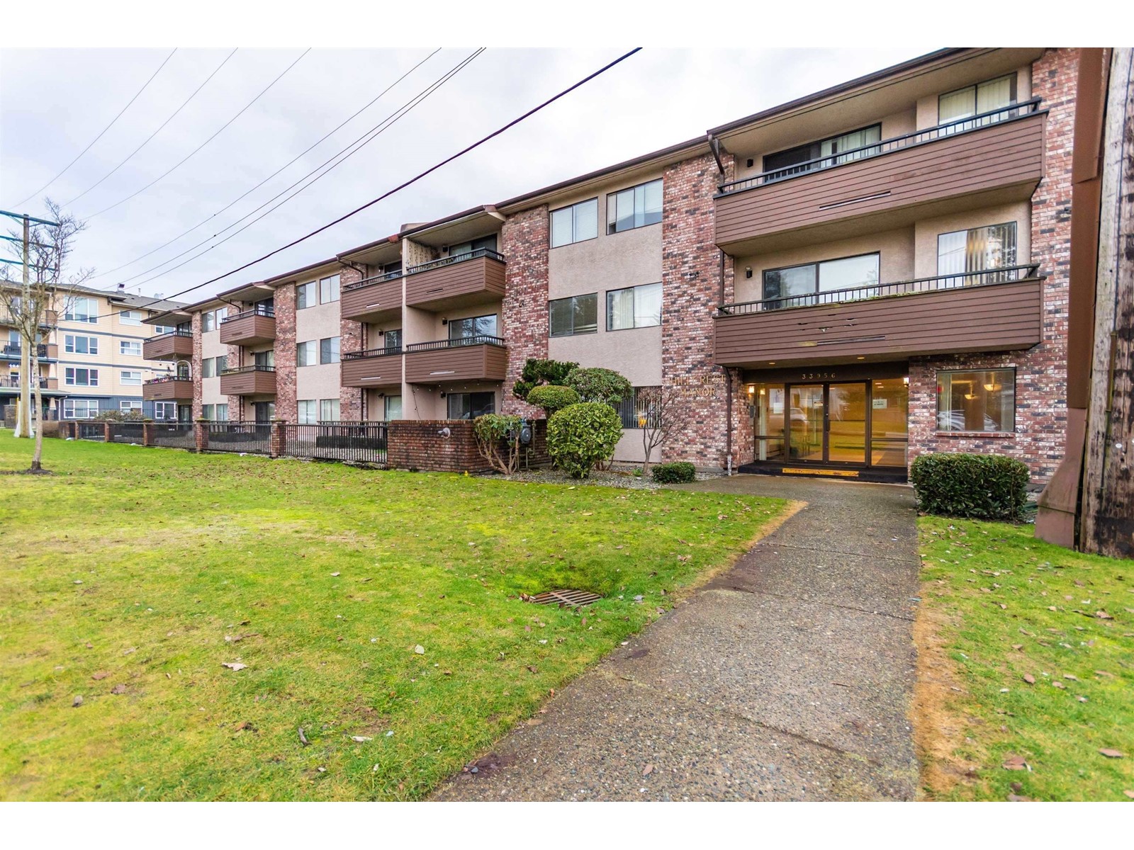 33956 Essendene Avenue Unit 303, Abbotsford, BC V2S 6E7