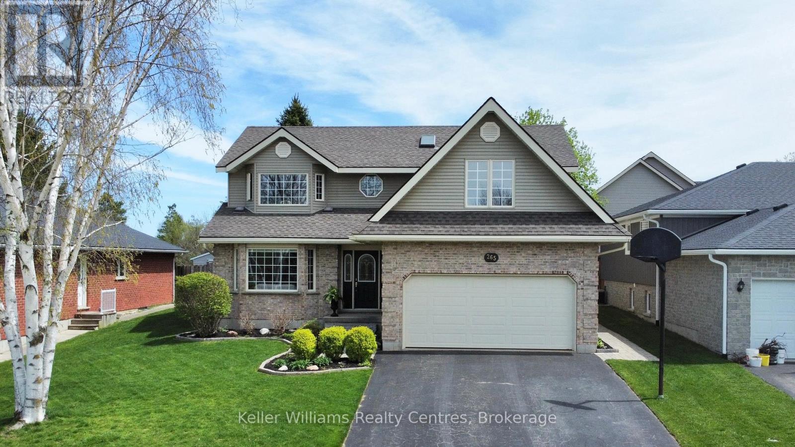 265 4th Street Crescent, Hanover, ON N4N 3S9