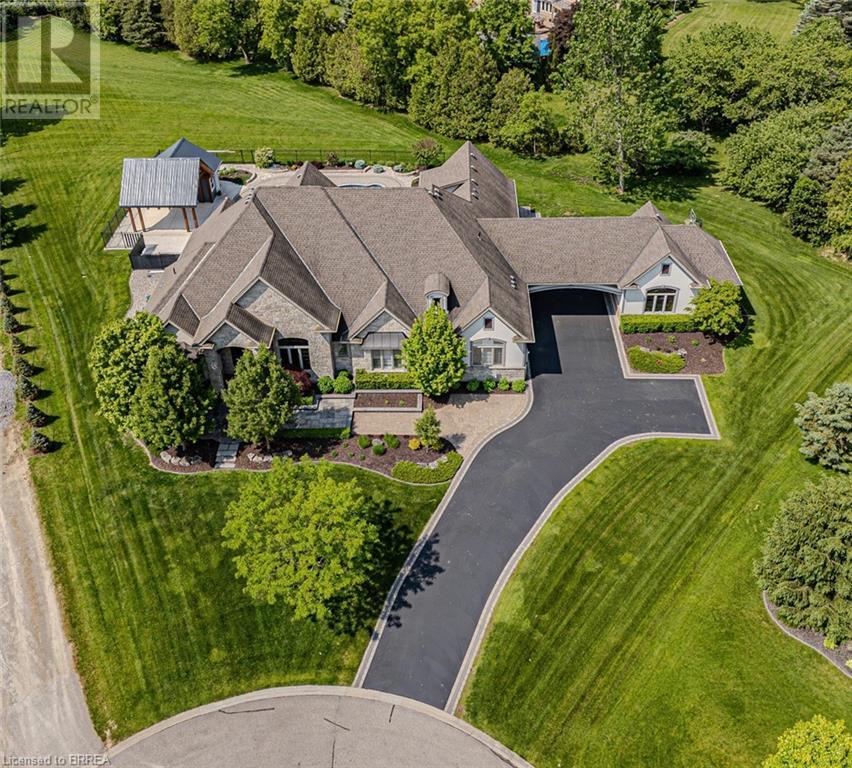 29 Wallace Ct, Brantford, ON N3T 5L7