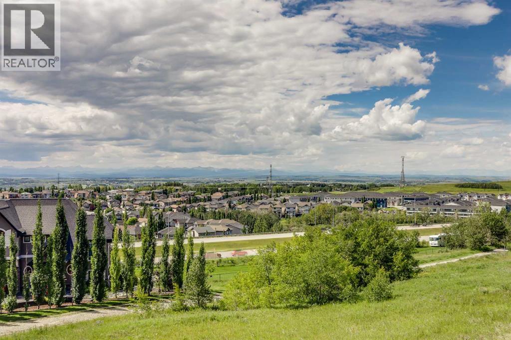 181 Rockyledge View Nw Unit 16, Calgary, AB T3G 6B1