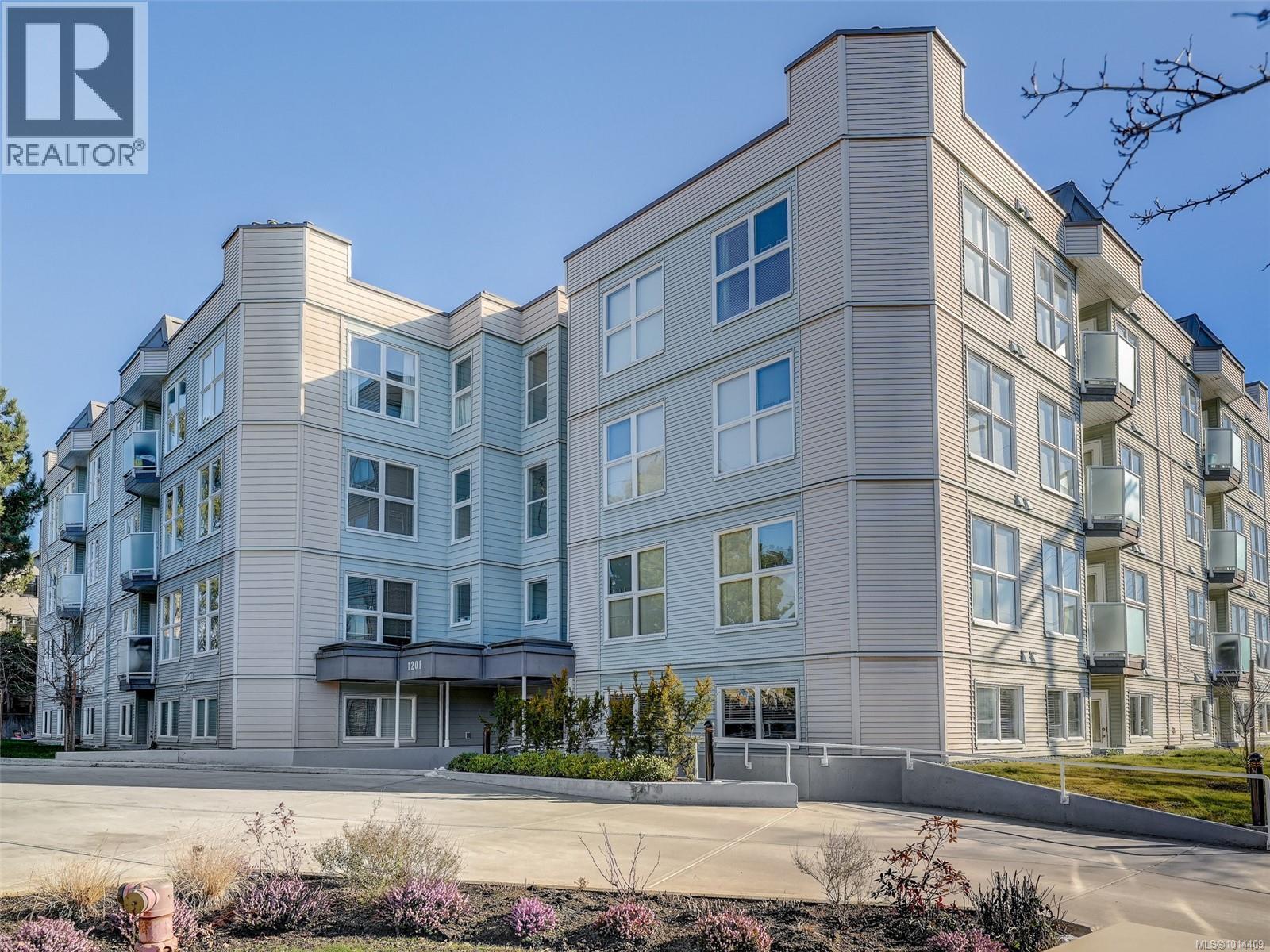 1201 Hillside Ave Unit 406 Ave, Victoria, BC V8T 2B1