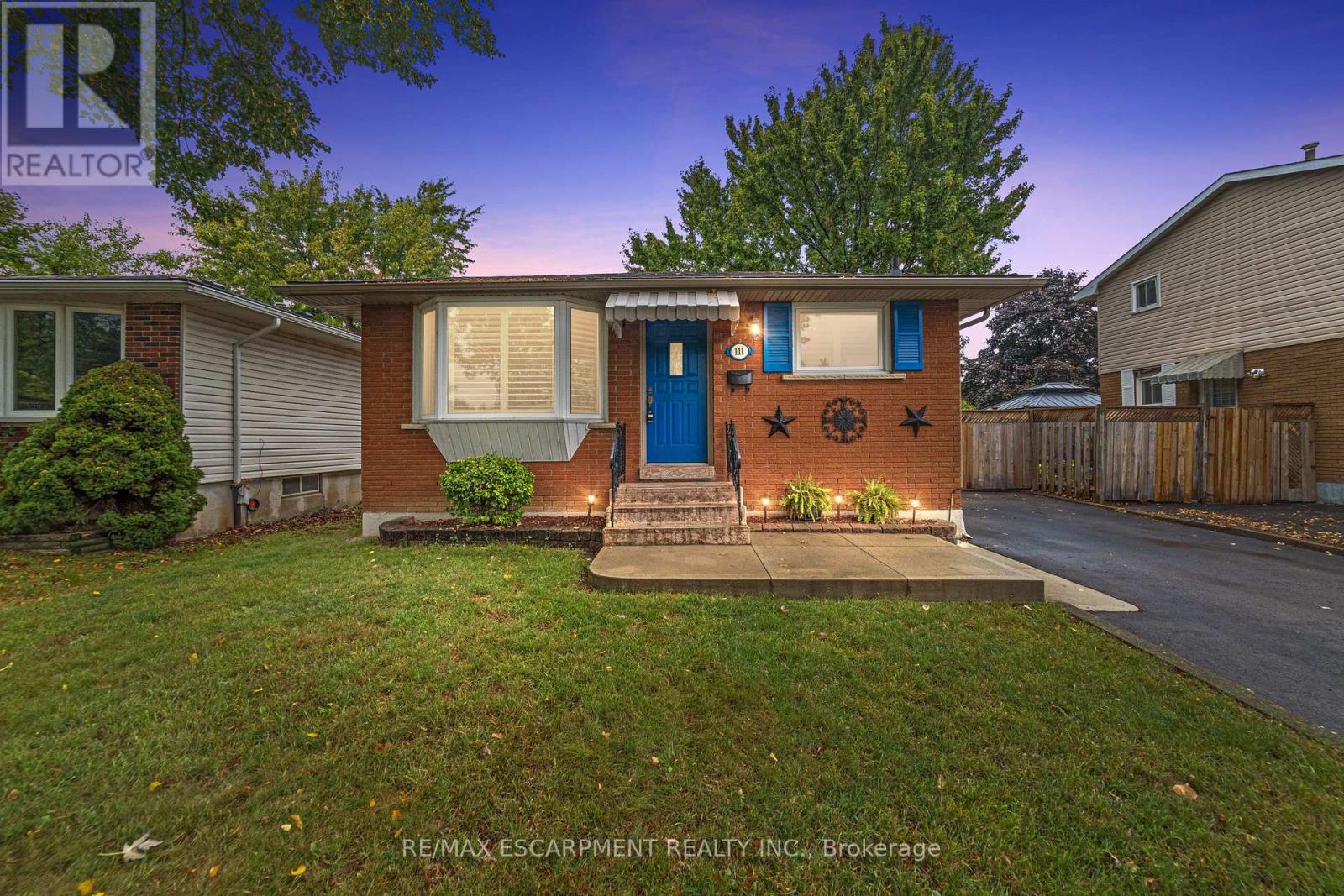 111 Boston Cres, Hamilton, ON L8T 4N1