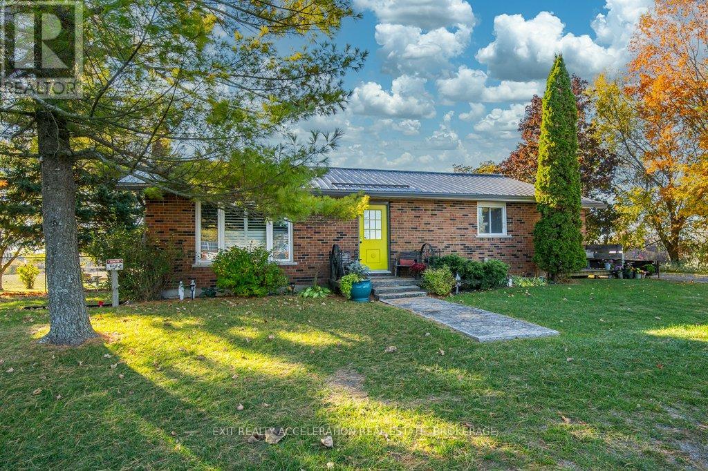 2346 County Road 22, Loyalist, ON K0H 1G0