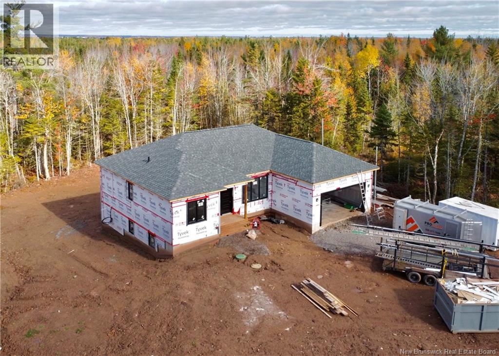 38 Maefield St, Moncton, NB E1G 5K7