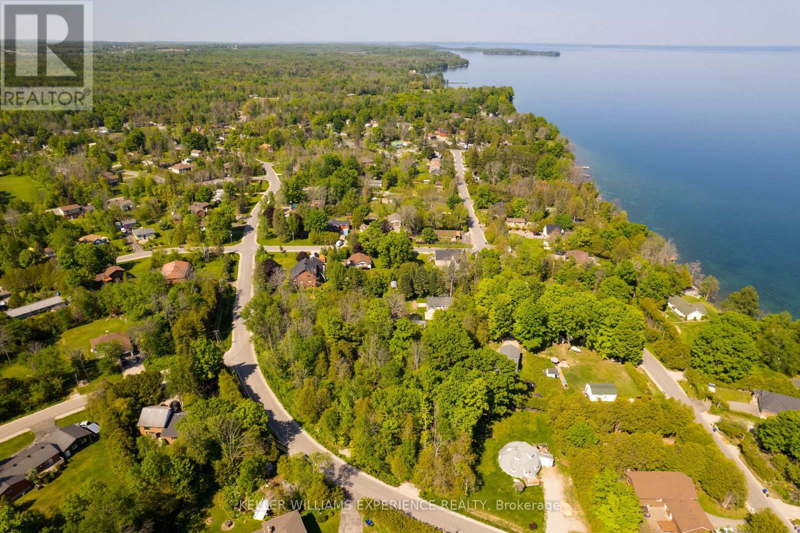 39 43 Campbell Ave, Oro-medonte Hawkestone, ON L0L 1T0