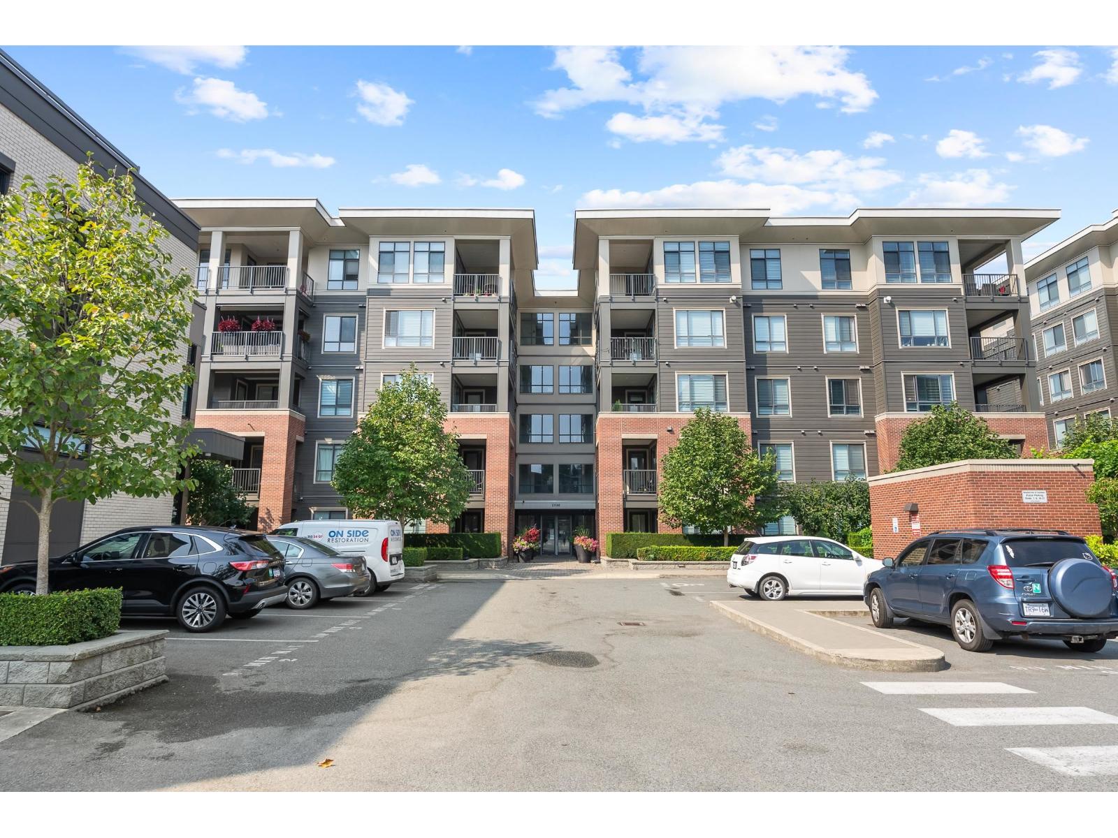 33540 Mayfair Avenue Unit 407, Abbotsford, BC V2S 0J3