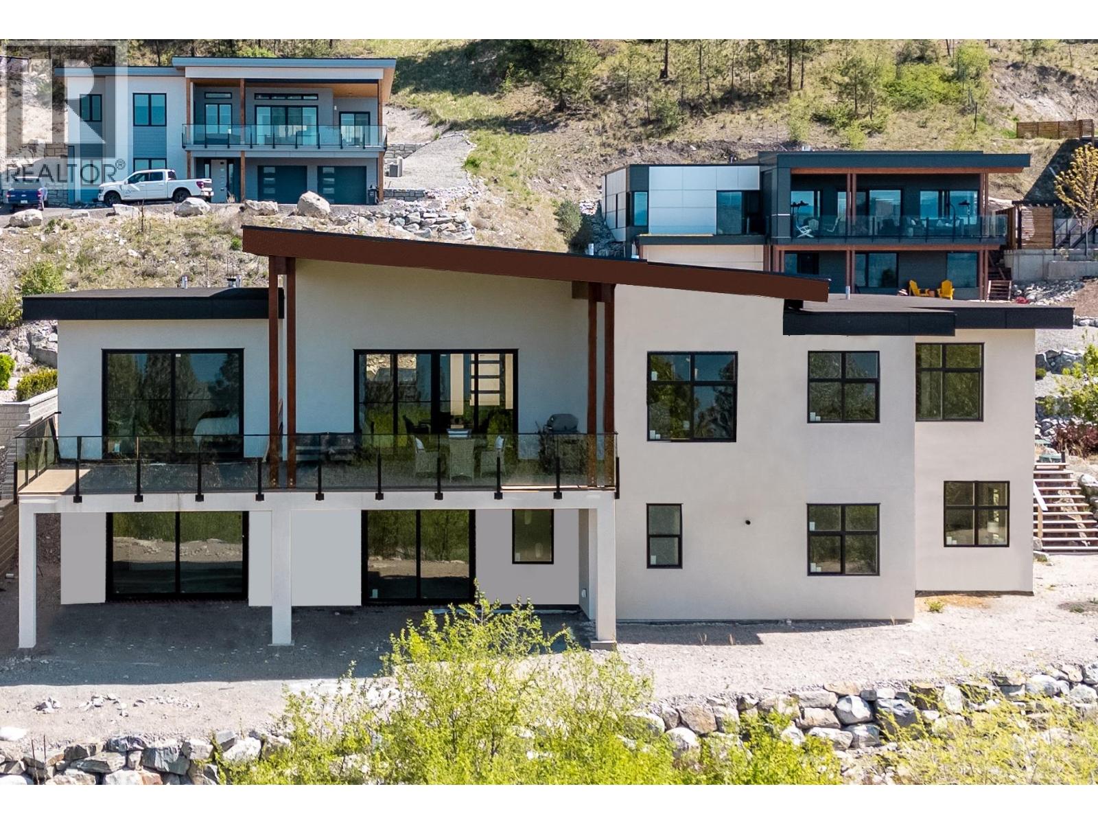 2835 Outlook Way, Naramata, BC V0H 1N1