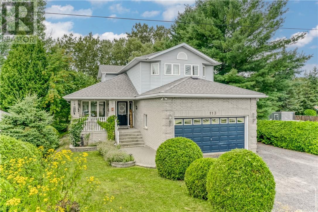 113 Junction Ave, Azilda, ON P0M 1B0