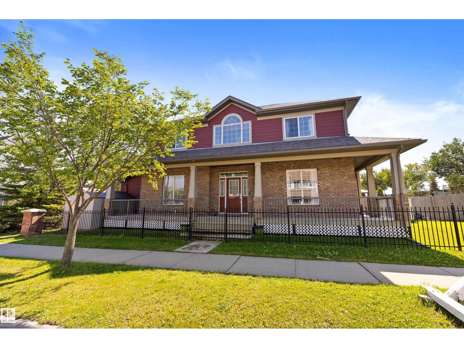 99 St Unit 10416, Morinville, AB T8R 0C1