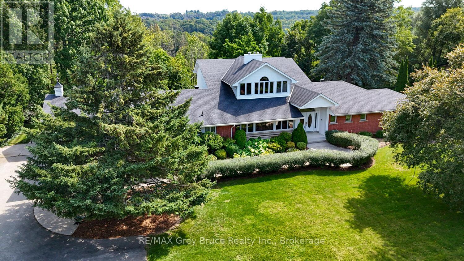 525 4th Avenue West, Owen Sound, ON N4K 4V3