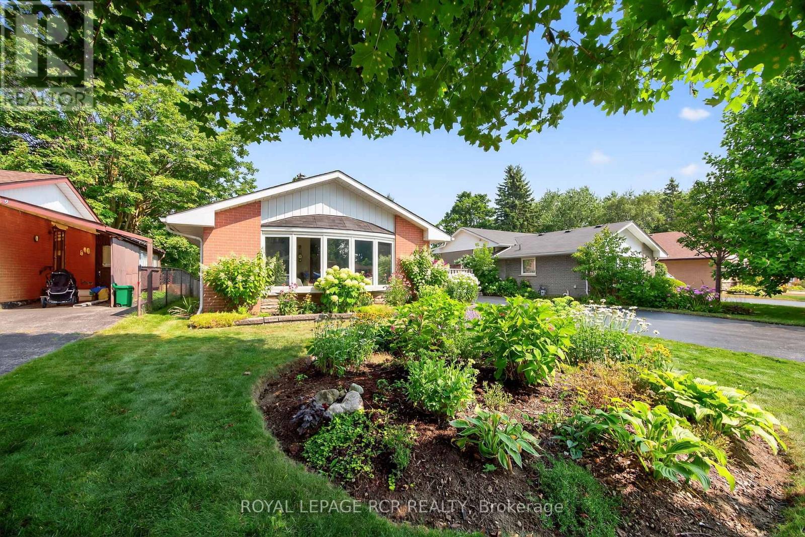 217 Zina St, Orangeville, ON L9W 1E9