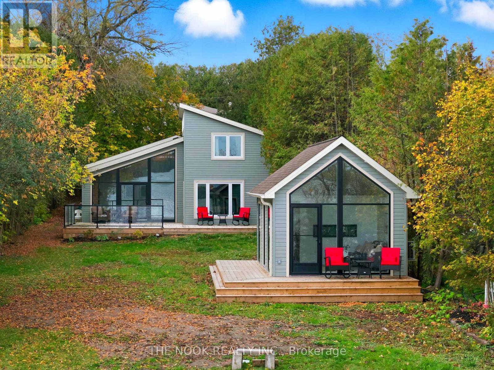 55 Honeys Beach Rd, Scugog Port Perry, ON L9L 0B5
