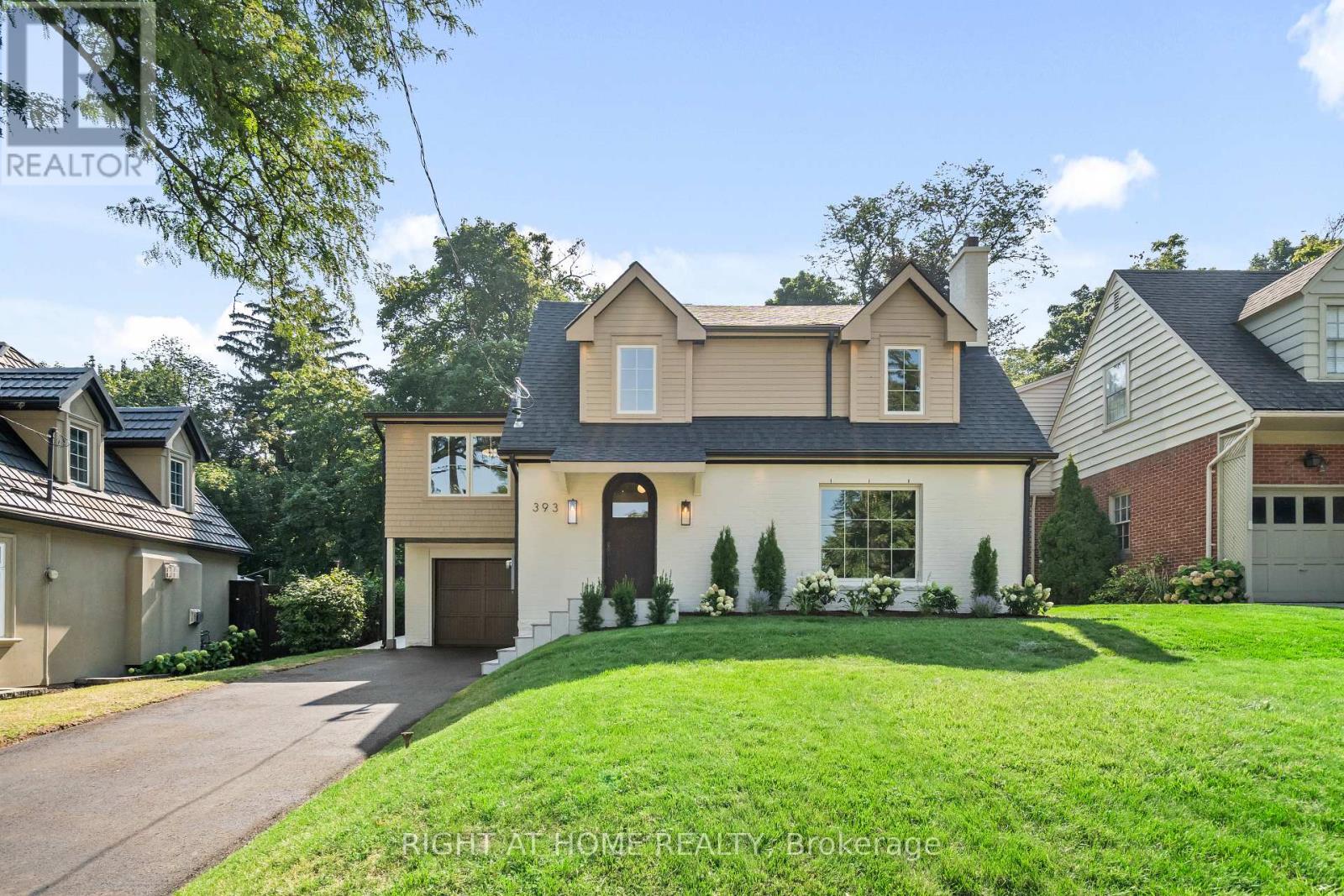 393 Hess St S, Hamilton, ON L8P 3R2