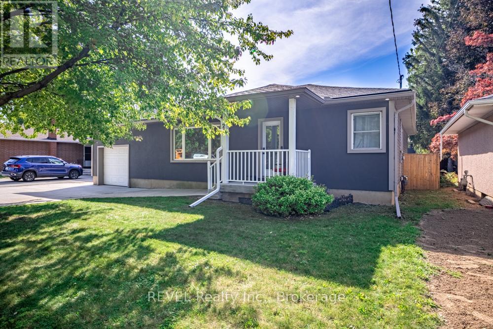 25 Arthur St, St. Catharines, ON L2M 1G8