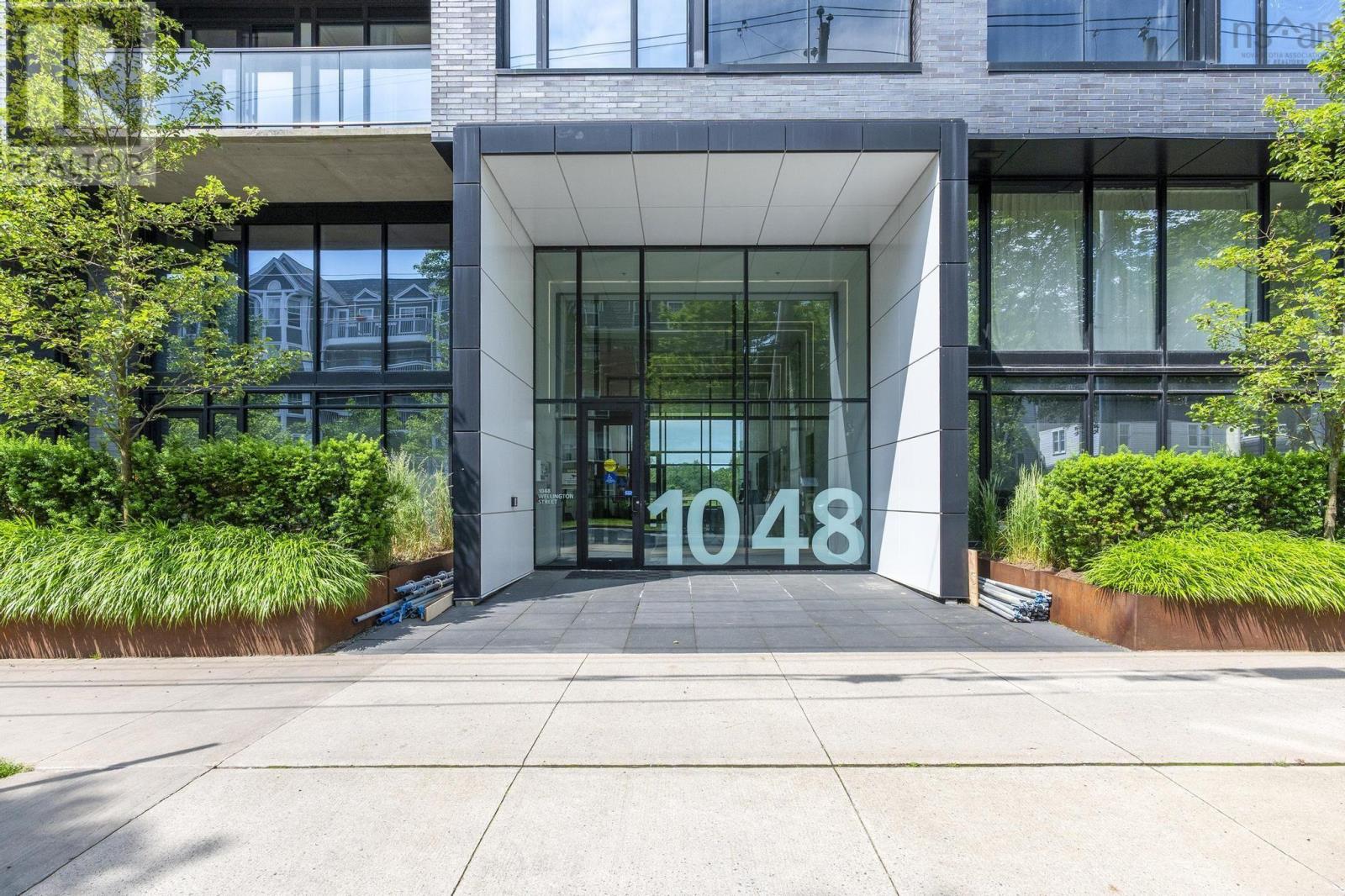 1048 Wellington Street Unit 813, Halifax, NS B3H 0C2