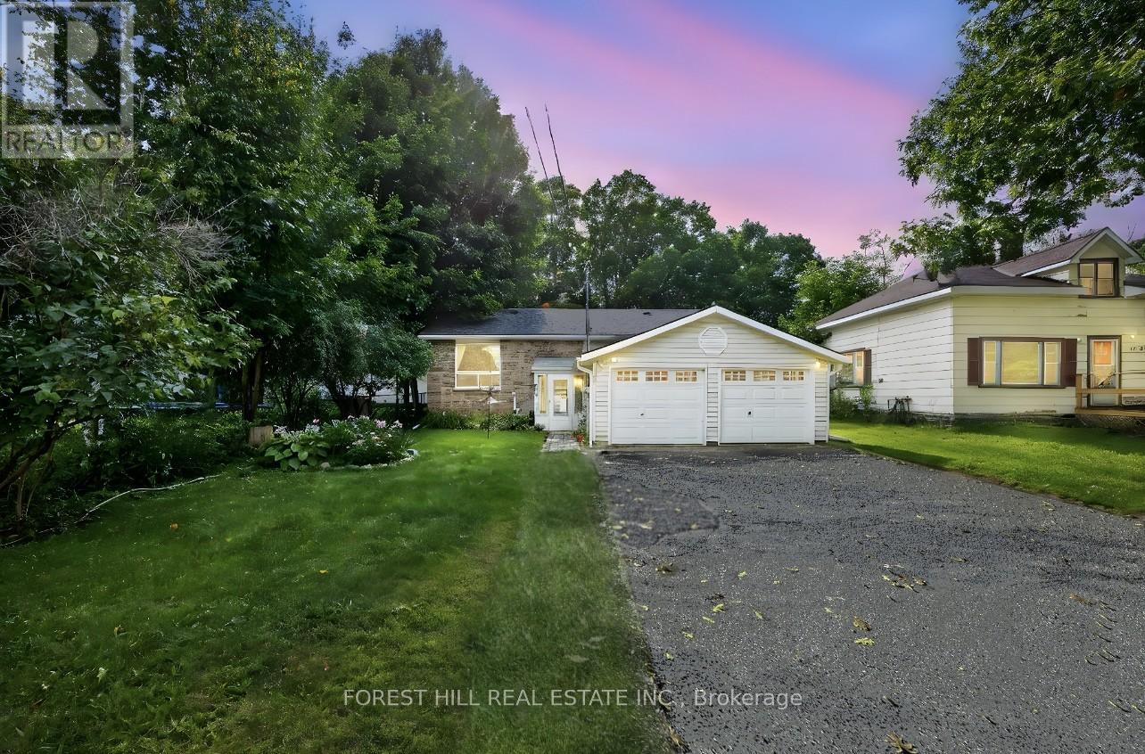 228 Cavana St, Midland, ON L4R 4C1