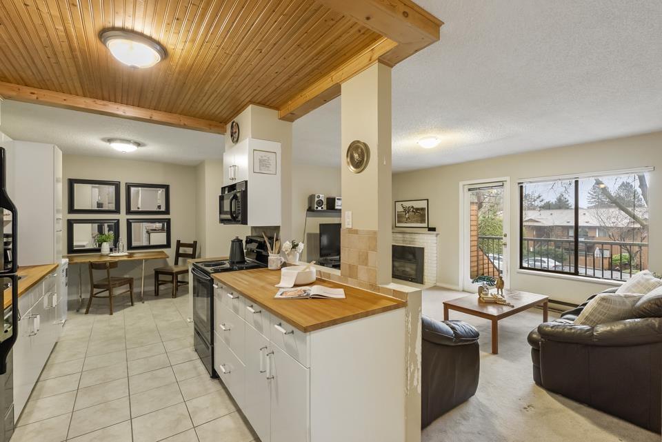 10620 150 Street Unit 2207, Surrey, BC V3R 7K3