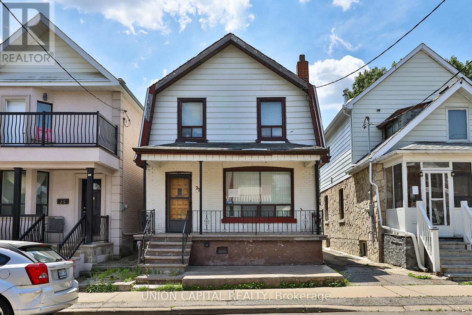 23 Nickle St, Toronto, ON M6M 2H7