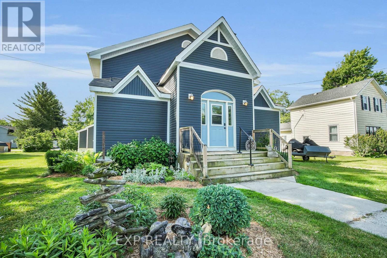51181 Broadway St, Malahide, ON N0L 2J0