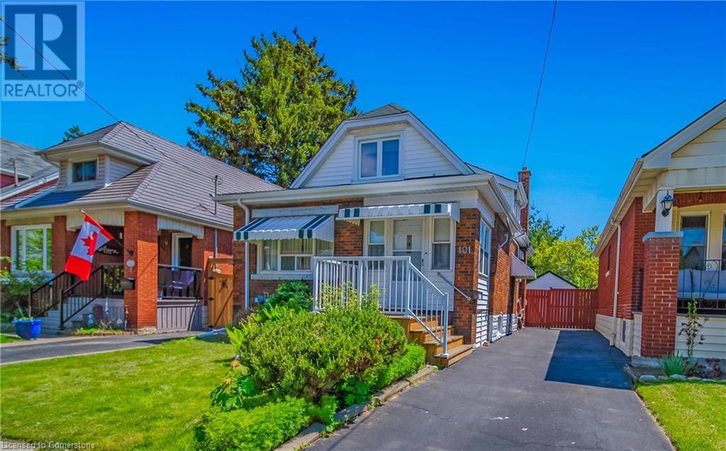 101 Houghton Ave S, Hamilton, ON L8K 2M9