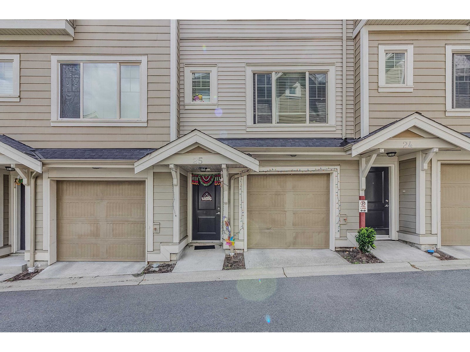 19097 64 Avenue Unit 25, Surrey, BC V3S 6X5