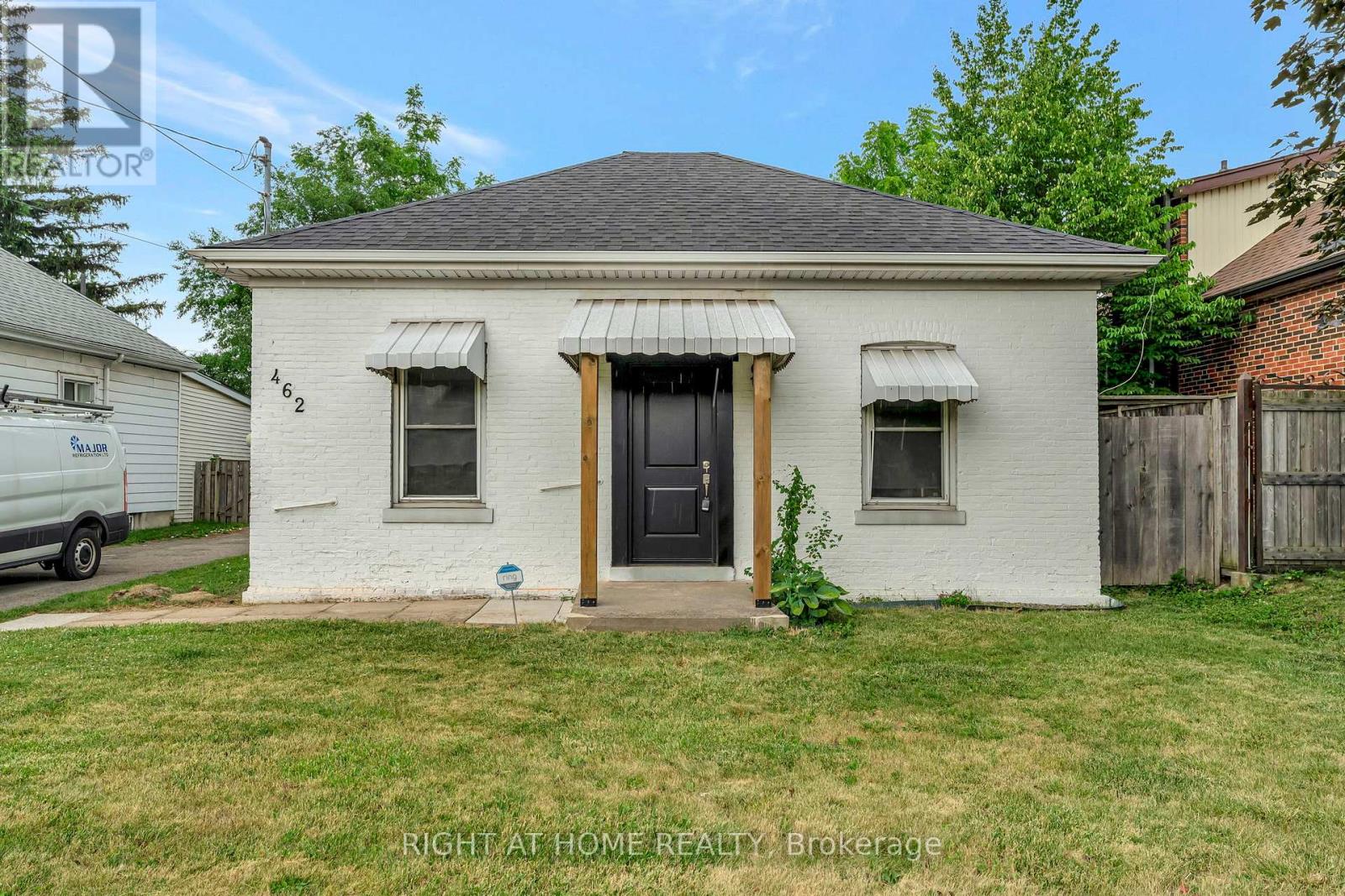 462 Upper Wellington St, Hamilton, ON L9A 3P4