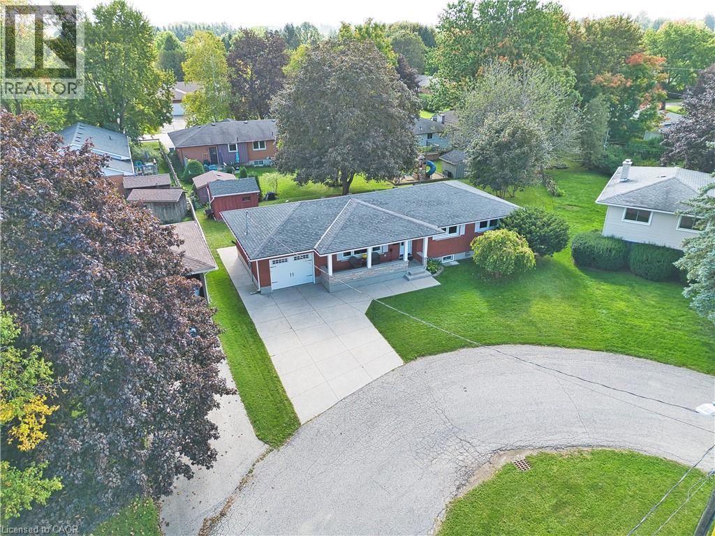 5 Tatham Pl, North Perth, ON N4W 3C2