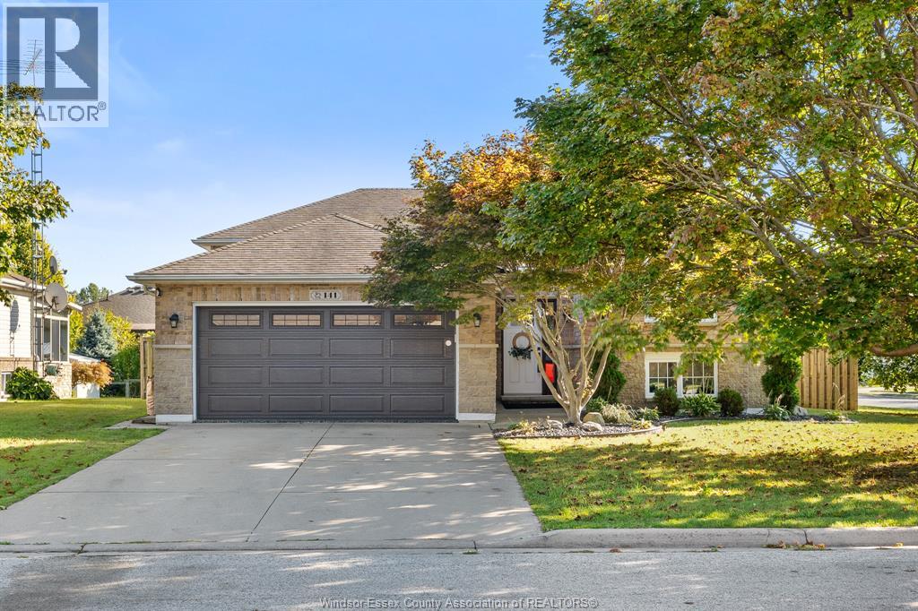 141 Walker Dr, Kingsville, ON N9Y 3Z6