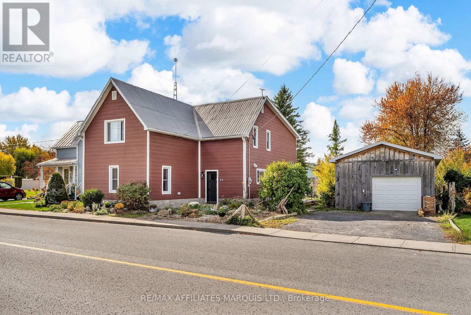 71 Main St, South Stormont, ON K0C 1Y0