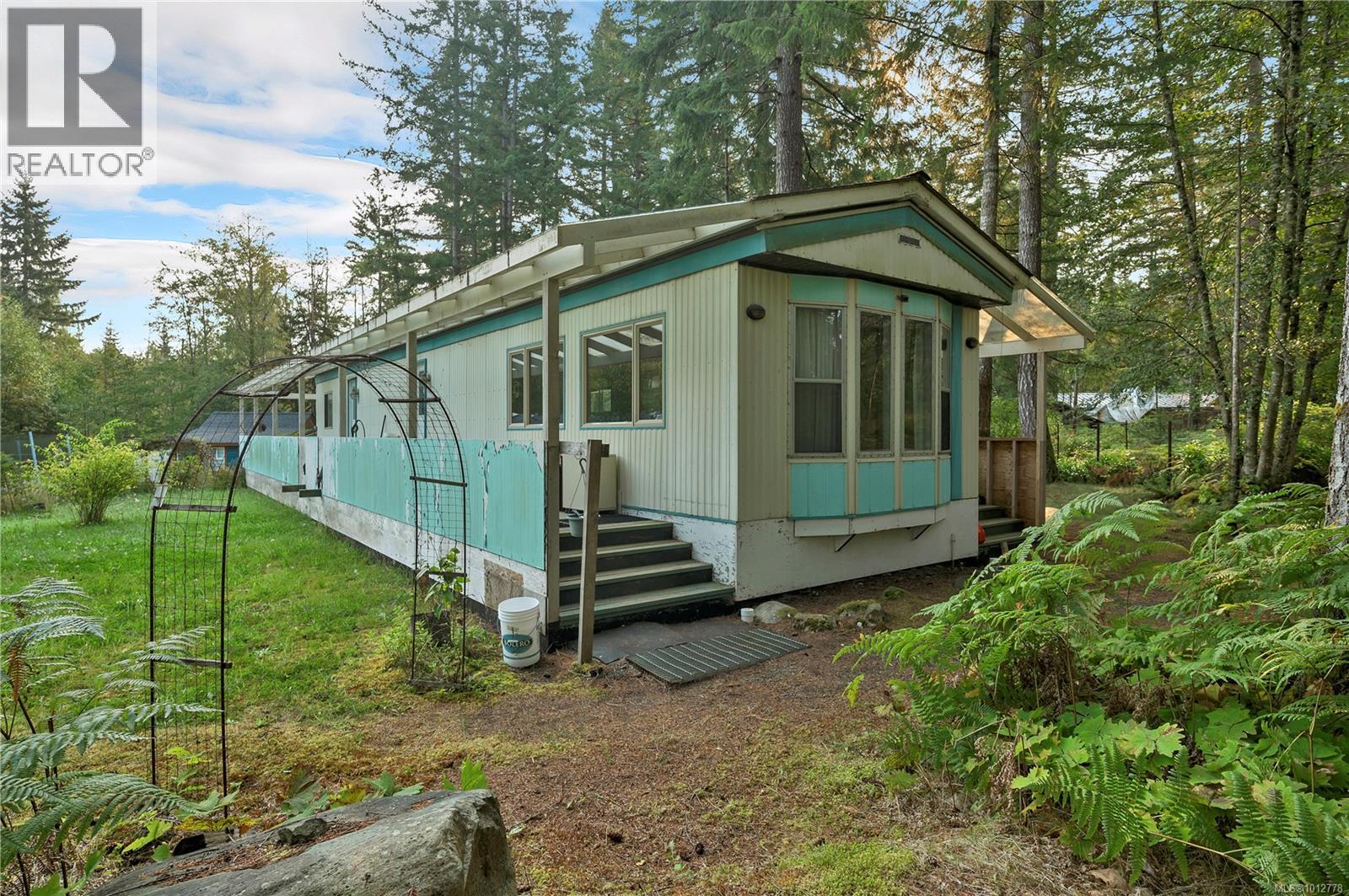 9311 Martin Park Dr, Black Creek, BC V9J 1C3
