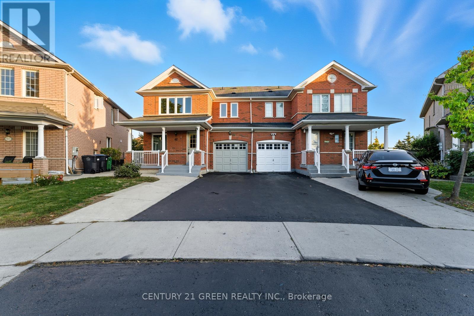 62 Saintsbury Cres, Brampton, ON L6R 2V8