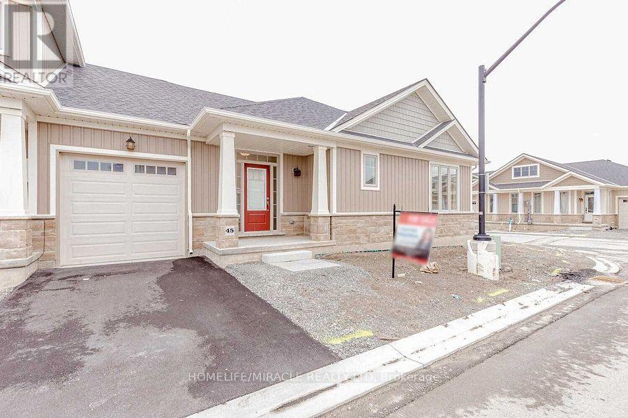 45 Irwin Common St, St. Catharines, ON L2P 0G1