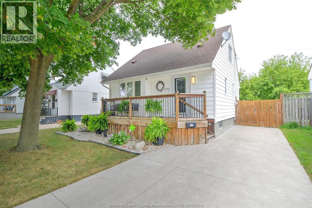 1772 Labadie, Windsor, ON N8Y 4H5