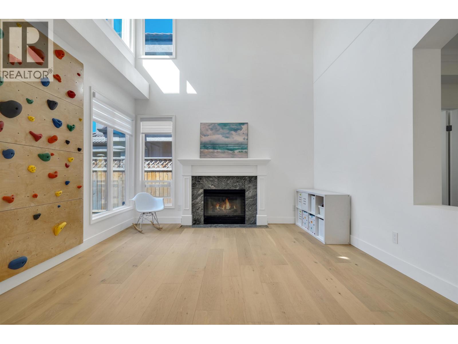 3240 Westminster Hwy, Richmond, BC V7C 5R1