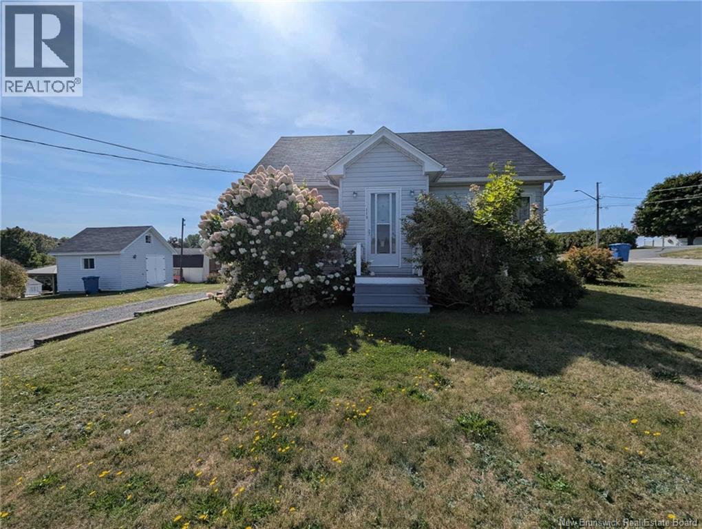 110 Melanson, Bathurst, NB E2A 1L4