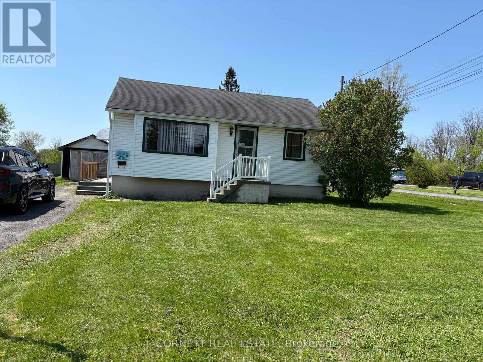 2036 Pitt St N, Cornwall, ON K6J 5G3