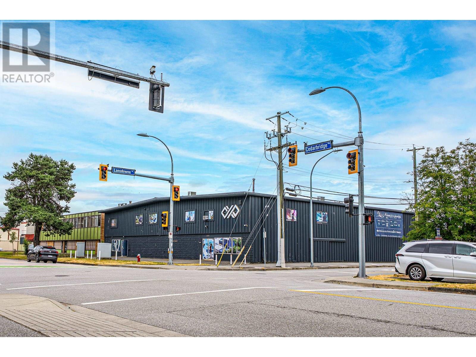 5660 Cedarbridge Way, Richmond, BC V6X 2A7