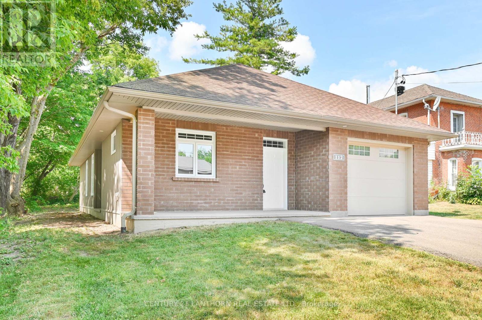 112 Rollins St, Centre Hastings, ON K0K 2K0