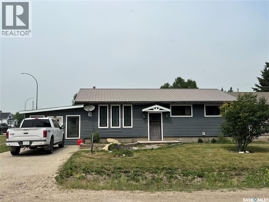 104 Cooper St, Porcupine Plain, SK S0E 1H0