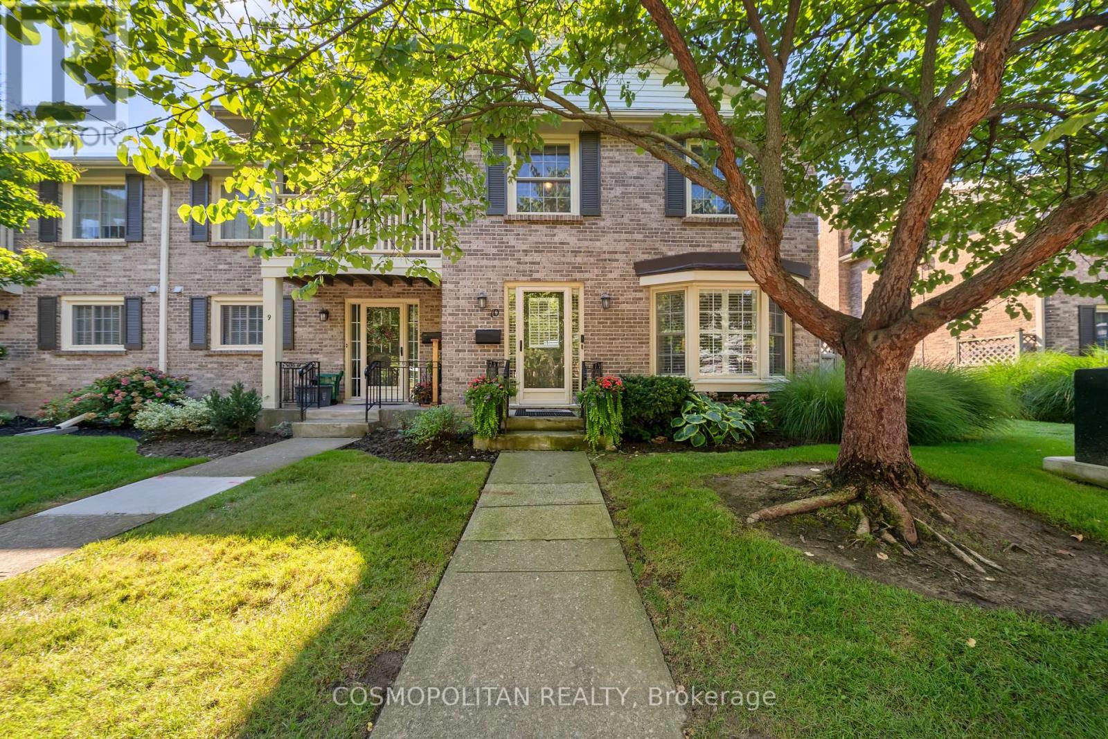 10 409 Vine St, St. Catharines, ON L2M 3S2