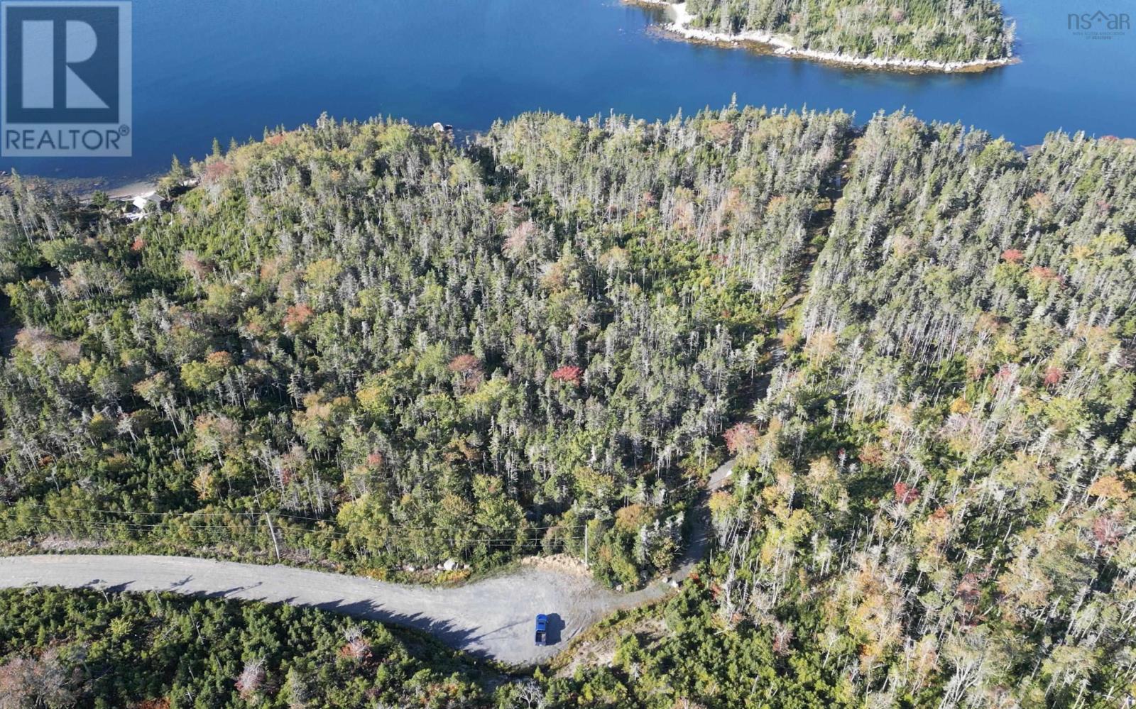 16 Atlantic St, Blind Bay, NS B3Z 4C1